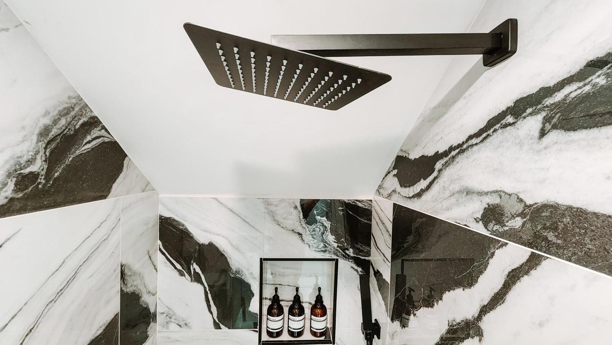 Private Modern Luxury Suite In Historic Stone Home Washington Eksteriør bilde