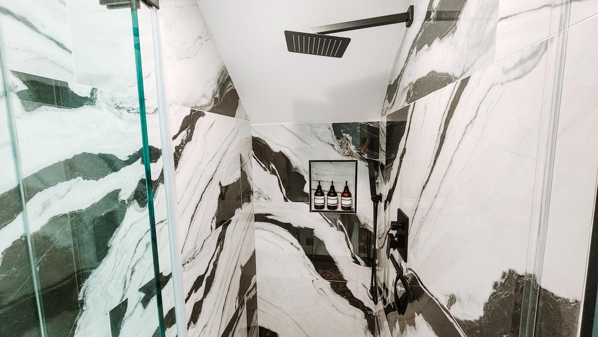 Private Modern Luxury Suite In Historic Stone Home Washington Eksteriør bilde